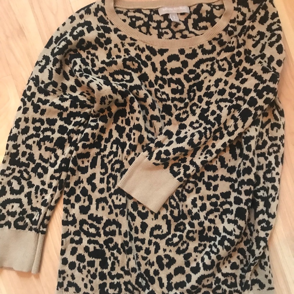 Leopard knit sweater